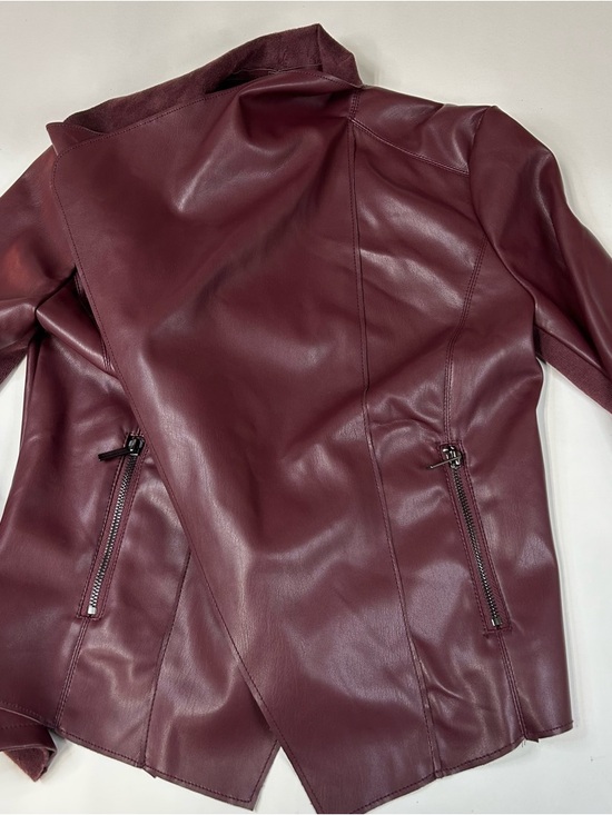 Bagatelle Women’s Size XS Faux Leather Moto Jacket Burgundy Open Front Suede - Picture 6 of 13